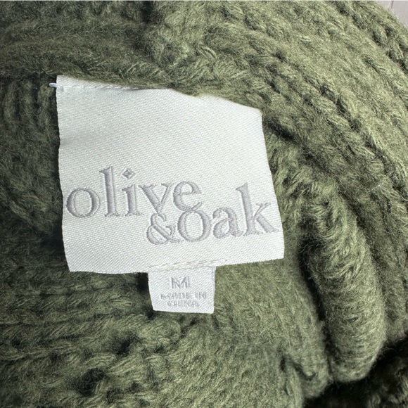 Olive & Oak Deep Green Women's Cardigan ⭐️ - Picture 2 of 2